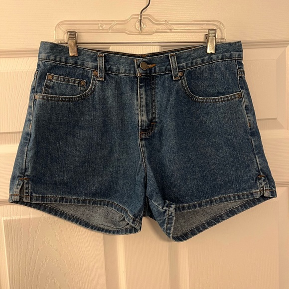 Calvin Klein Jeans Pants - Size 10 Vintage dark washed Calvin Klein Jeans jean shorts.